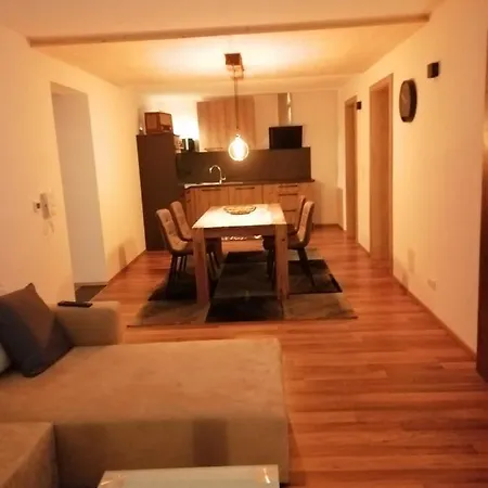 Apartment Apart Alex Prutz
